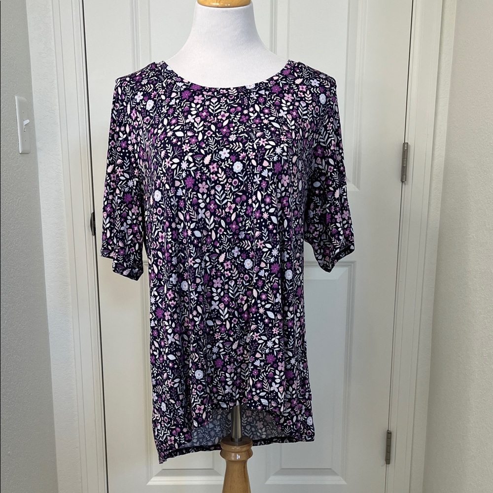 Lularoe - Boyfriend T, large
